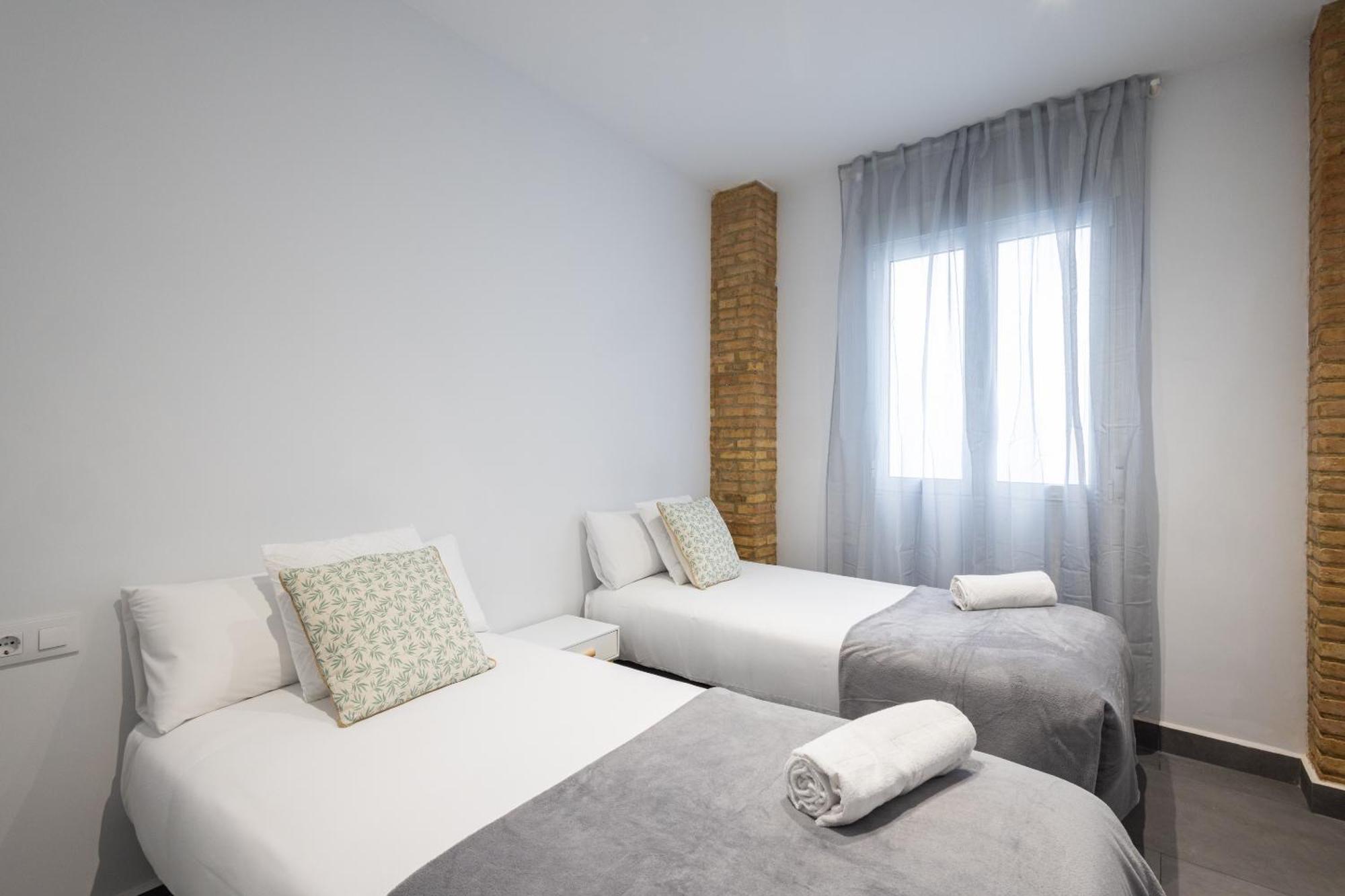 Florit Flats - The Patraix Apartments Valensiya Dış mekan fotoğraf
