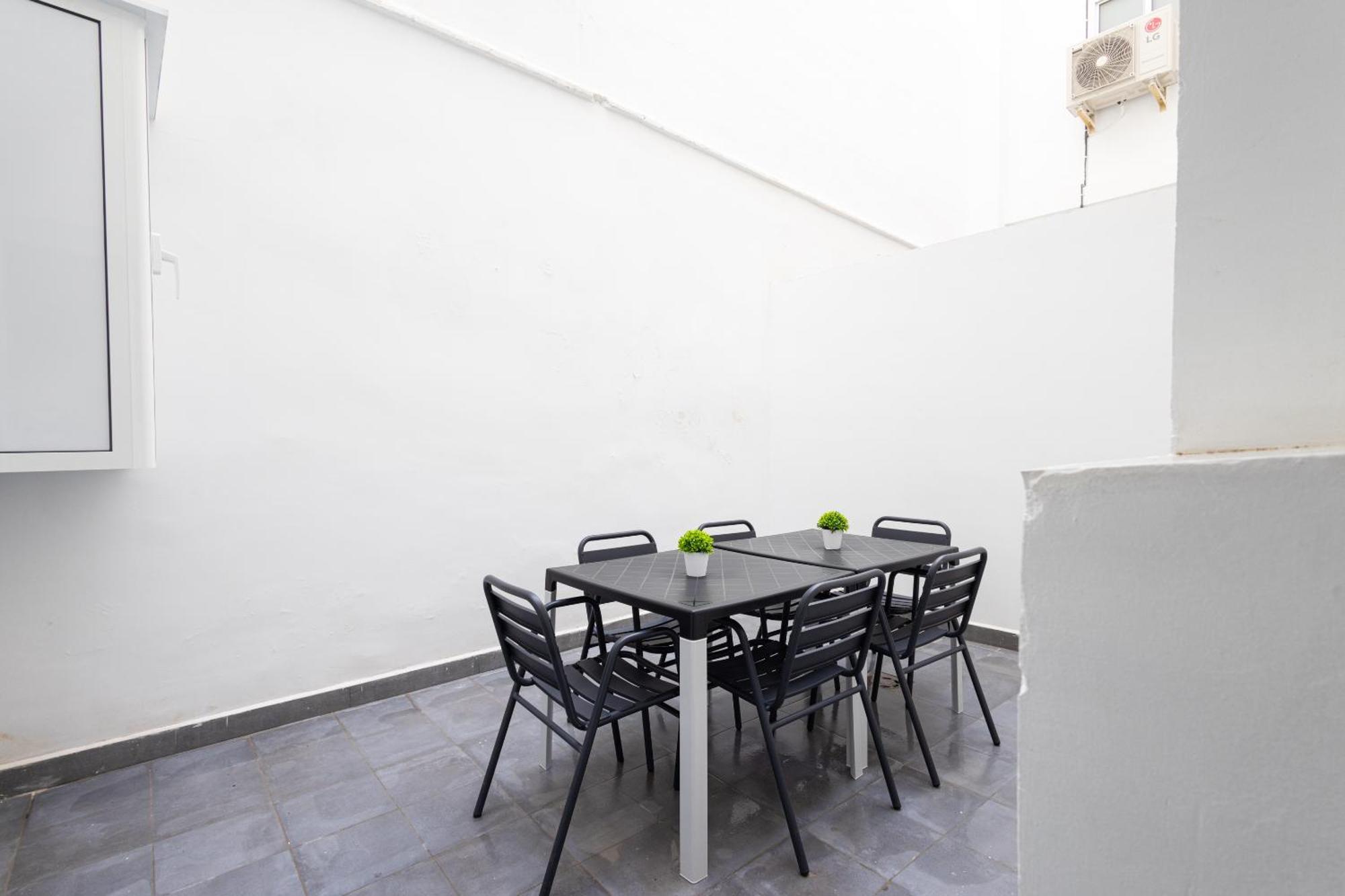 Florit Flats - The Patraix Apartments Valensiya Dış mekan fotoğraf